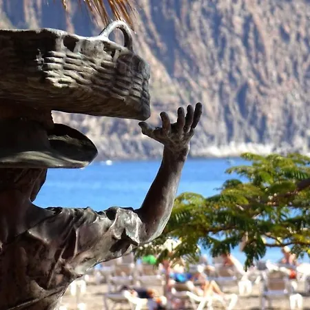 El Carmen - Lovely - Cristianos Los Cristianos (Tenerife)