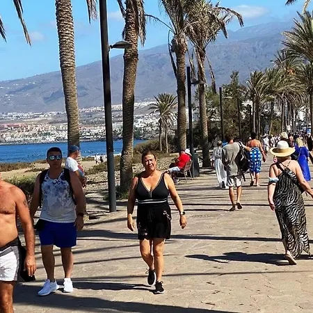 El Carmen - Lovely - Cristianos *